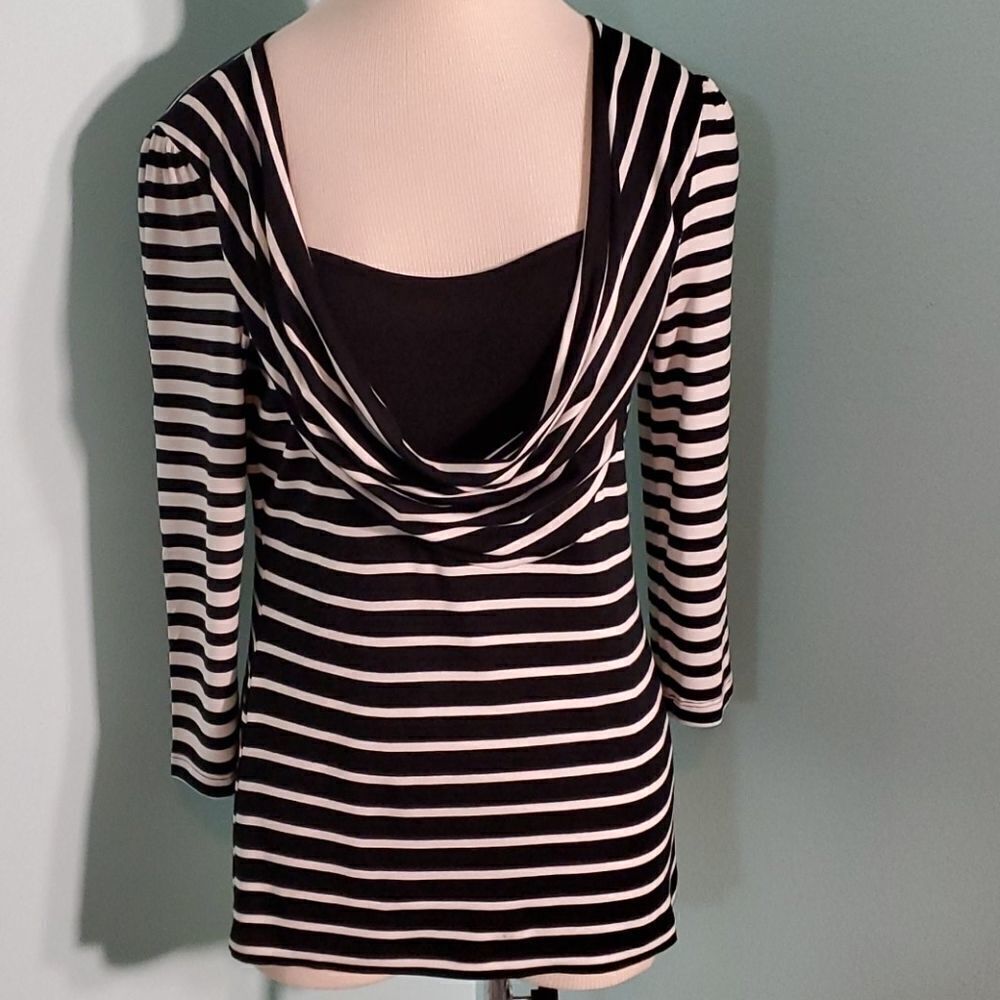 Cable & gauge, Classic  black and white striped top, medium‎